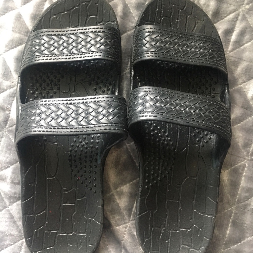 Black sandals